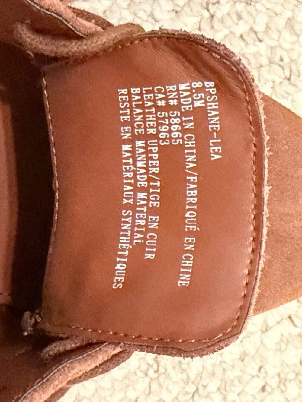 G.H.BASS brand ,brown leather 8.5 mens derby shoes,
